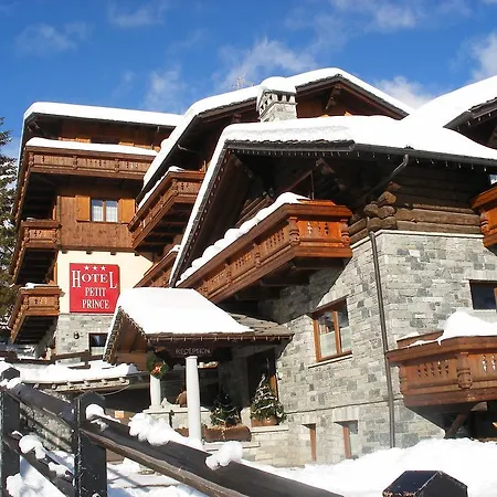 Отель Petit Антаньод