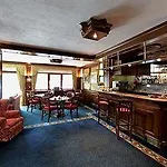 Petit Hotel
