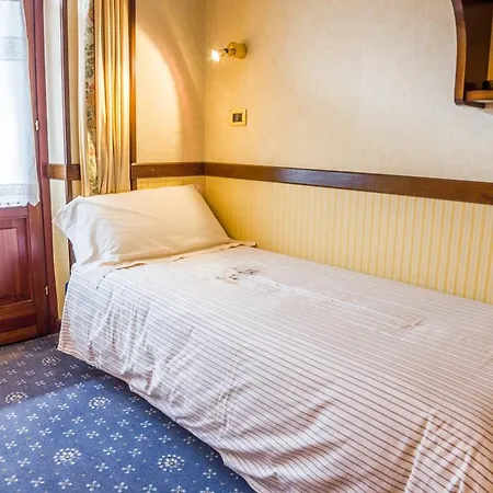 Petit 3* Антаньод