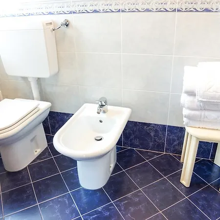 Отель Petit Антаньод