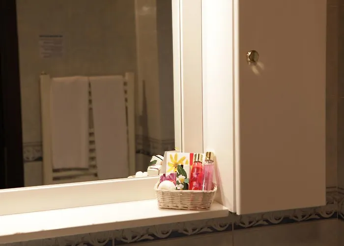 Petit فندق أنتانود